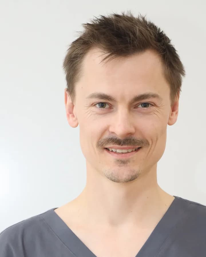 Dr Josef Mauerer — Specijalista ortopedske hirurgije sa traumatologijom, Beograd, Srbija